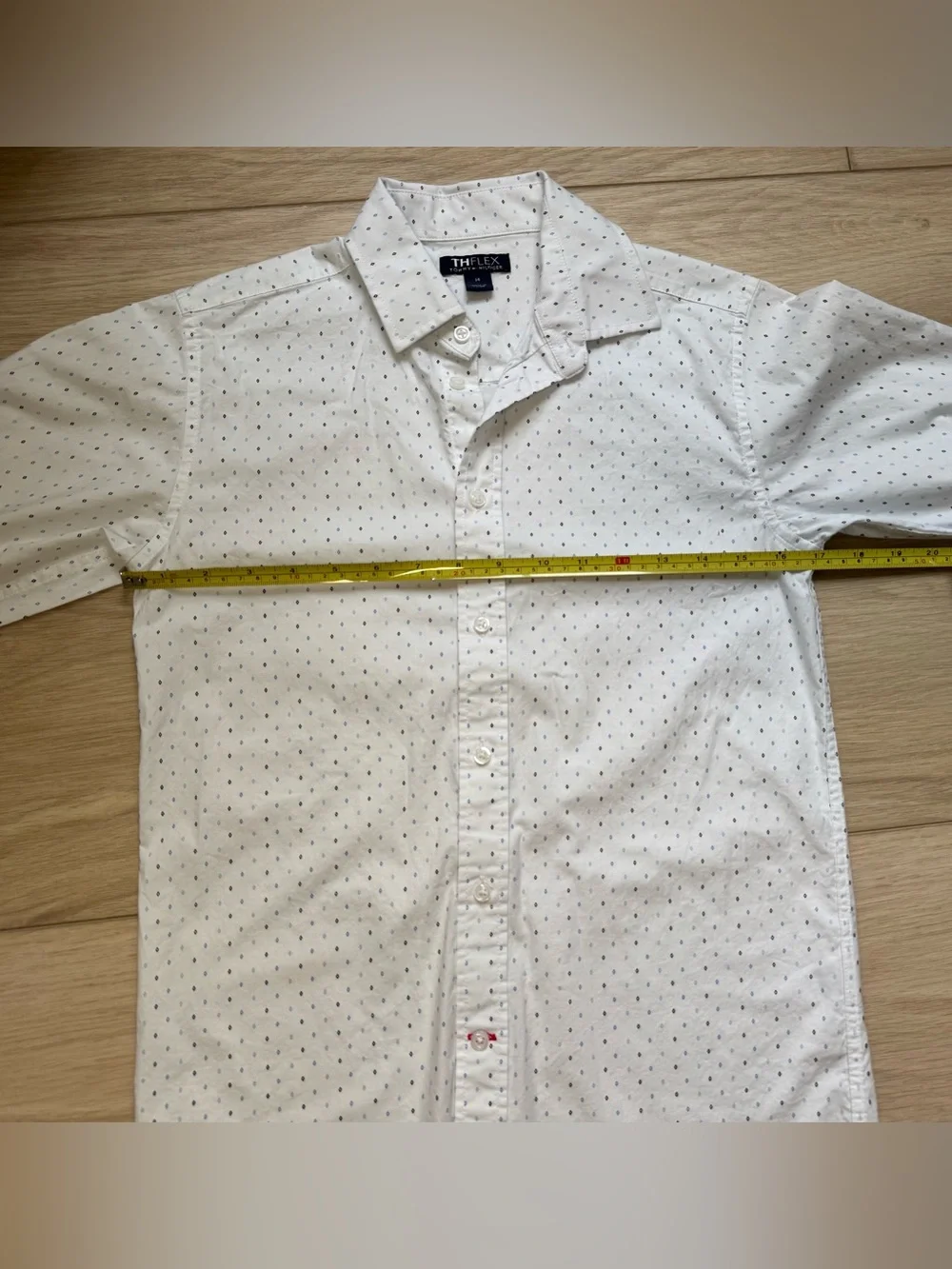 Tommy Hilfiger boys size 14 white blue long sleeve button down dress shirt